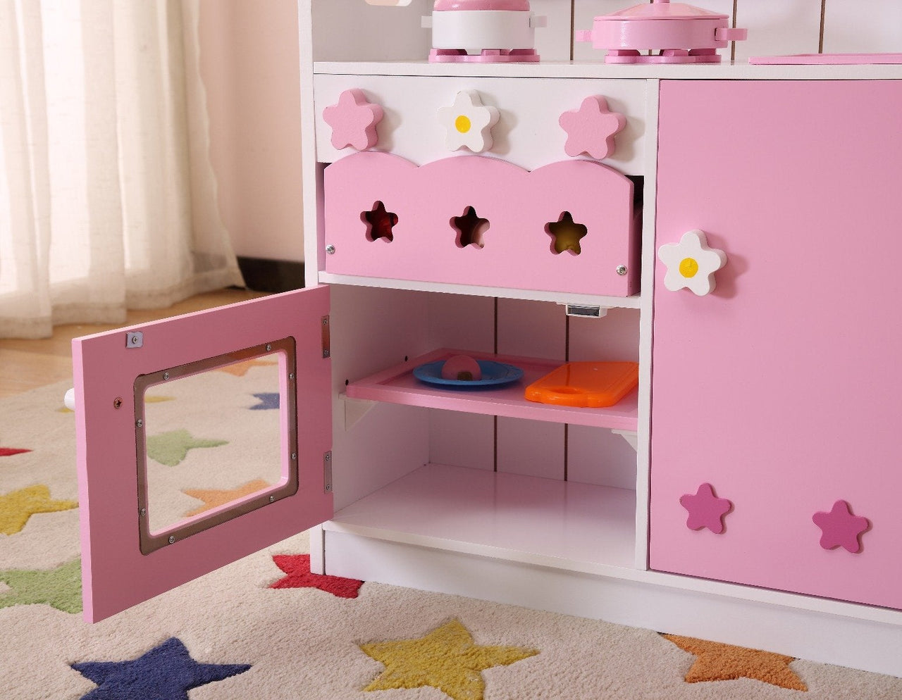 kids play kitchen