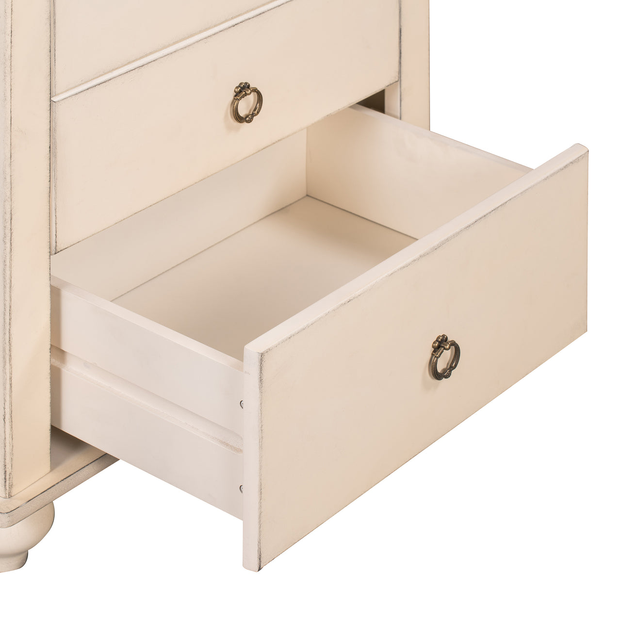 3 Drawer nightstand - Vintage nightstands